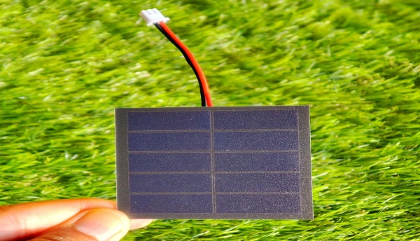 Mini panel solar con conector JST: guía completa para pequeñas aplicaciones solares